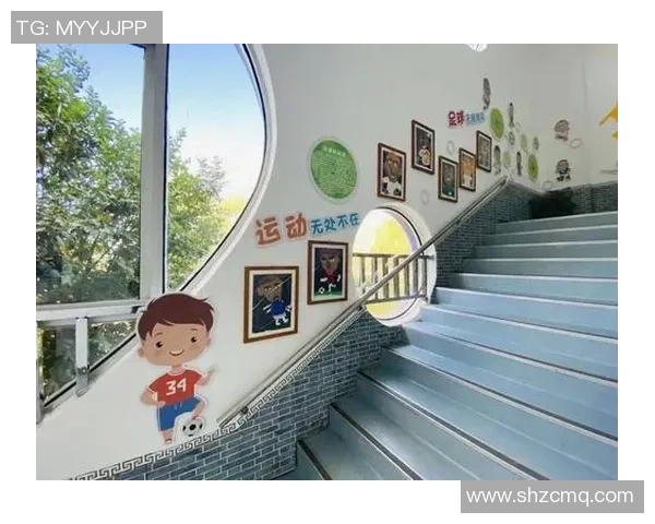 足球挂树上引发的奇思妙想与社区互动的温暖故事